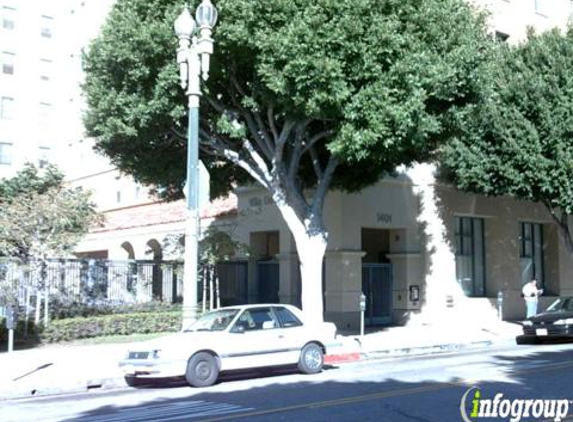 California Medical Pharmacy - Los Angeles, CA