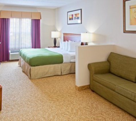 Country Inns & Suites - Lexington, KY