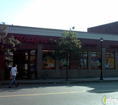 Walgreens - Salem, MA