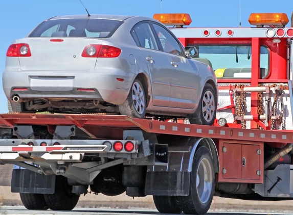 Mallacoota Towing - Mallacoota, VIC