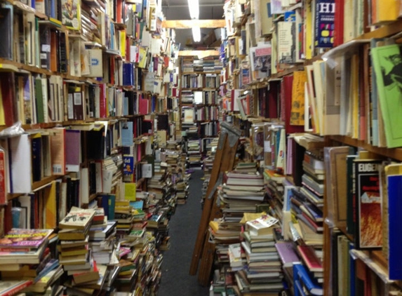 Booklovers Paradise - Bellmore, NY
