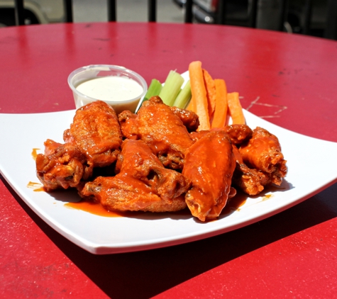 Wings Empire - La Mesa, CA