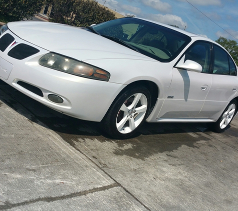 Weeki Washee Car Wash - Brooksville, FL