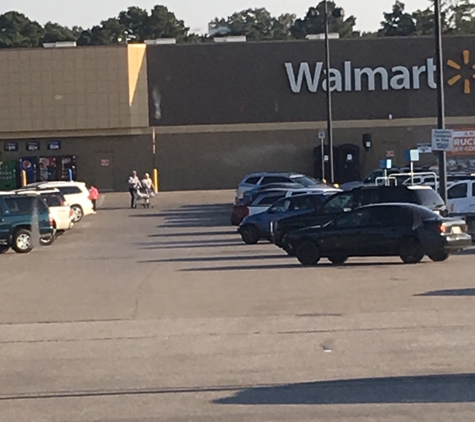 Walmart Supercenter - Henderson, TX