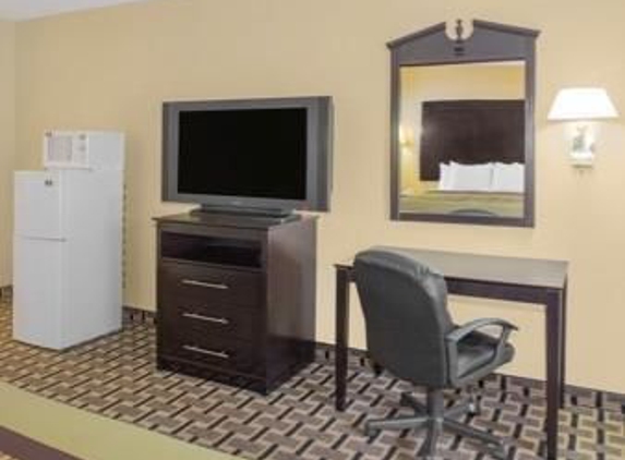 Days Inn - Andalusia, AL