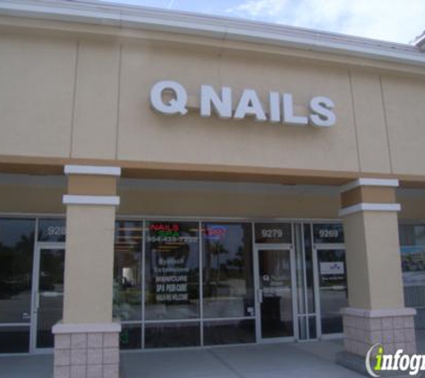 Q Nails - Hollywood, FL