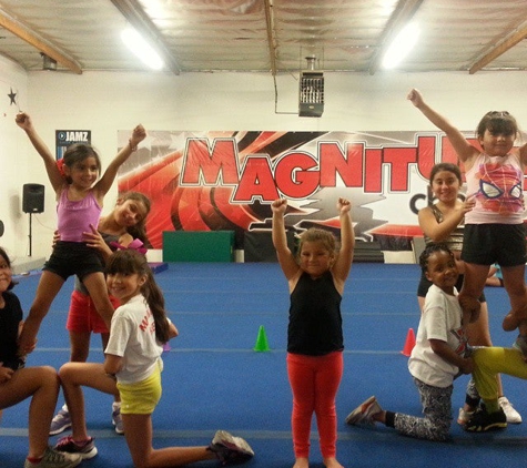 Magnitude Cheer - Northridge, CA