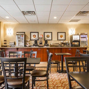 Sleep Inn & Suites Airport - Milwaukee, WI