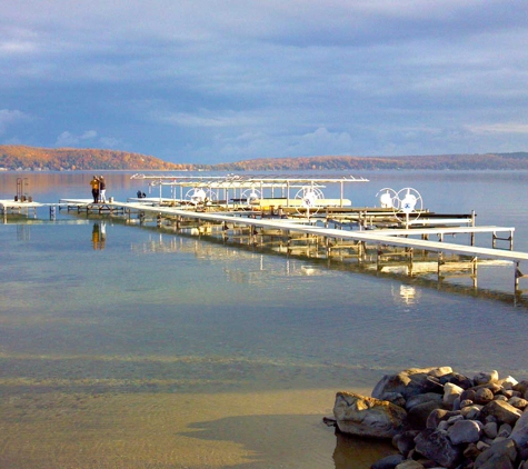 Twin Bay Dock & Products Inc. - Traverse City, MI