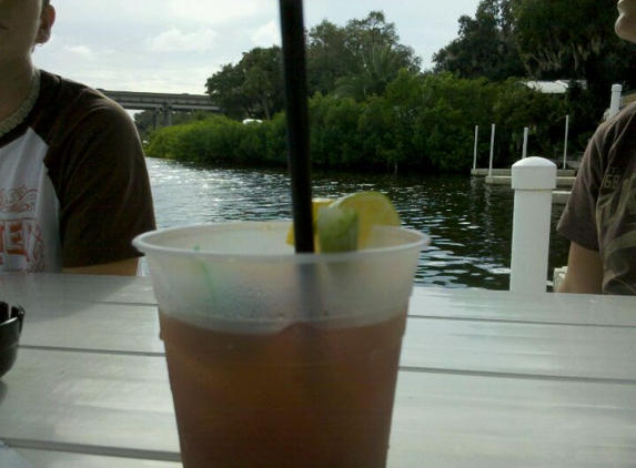Woody's River Roo Pub & Grill - Ellenton, FL