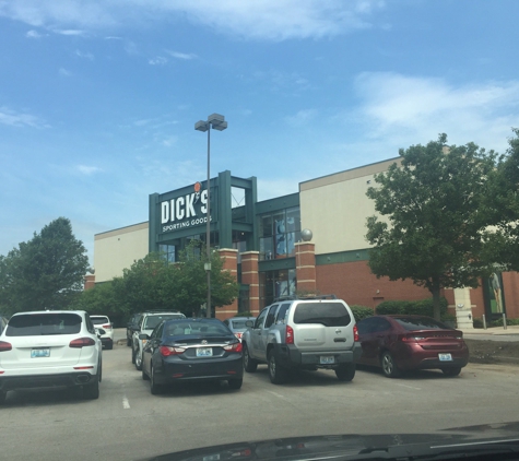 DICK'S Sporting Goods - Lexington, KY