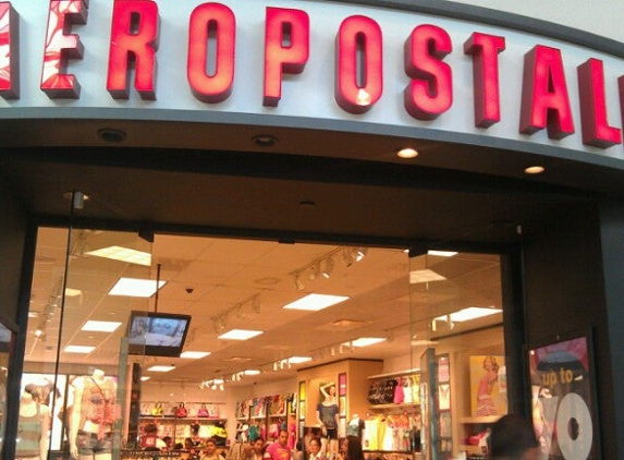 Aeropostale - Elizabeth, NJ