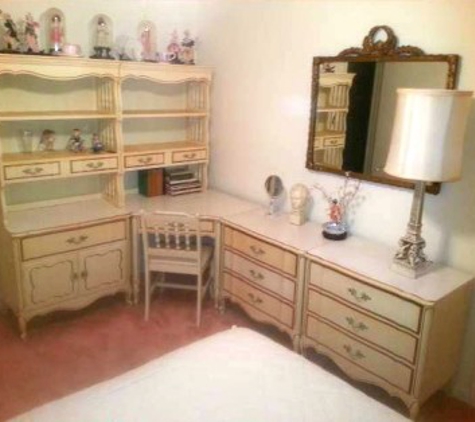 Church Ladies Furniture Consignment - Duluth, GA