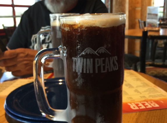 Twin Peaks Restaurant - Beaumont, TX