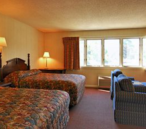 Econo Lodge - Groton, CT