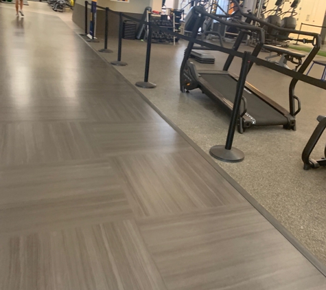 LA Fitness - Lewisville, TX