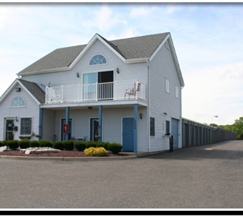 Wall Storage - Manasquan, NJ