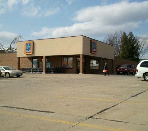 Aldi - Freeport, IL