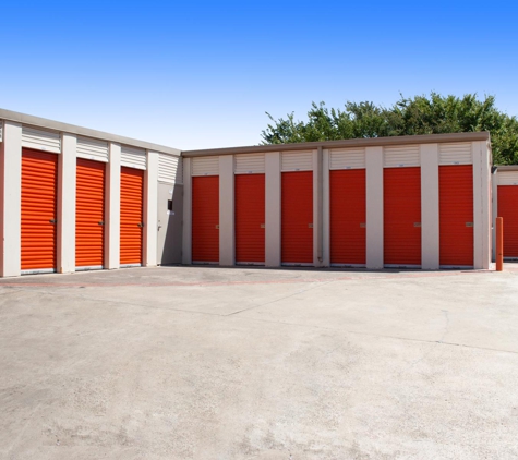 Public Storage - Arlington, TX