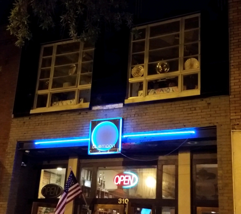 Blue Moon Cafe - Fayetteville, NC