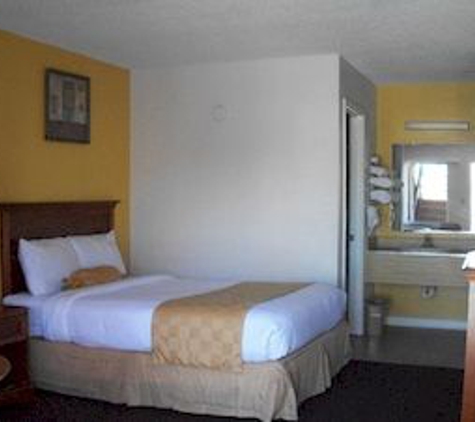 Amber Inn & Suites - Kissimmee, FL