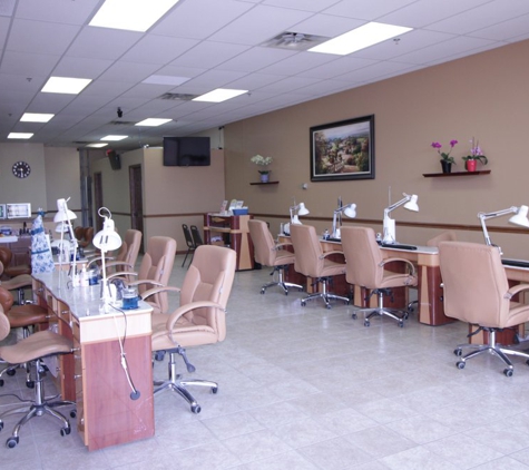 Nail Spa - Andover, MN