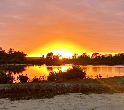 Banksia Waterfront Flats - Lakes Entrance, VIC