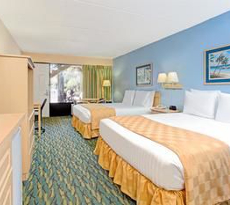 Baymont Inn & Suites - Kissimmee, FL