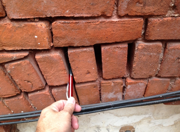 Knauss Property Services - Indianapolis, IN. Historic Masonry Wall Evaluation Lockerbie Apartments