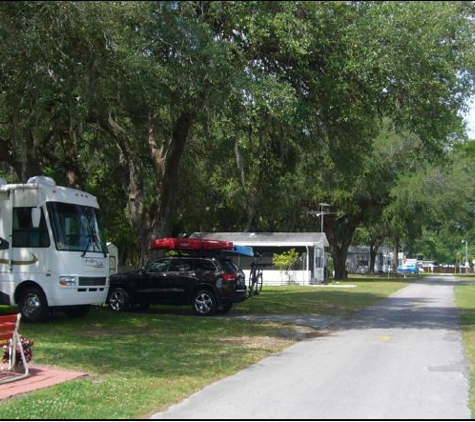 Happy Days Rv Park - Zephyrhills, FL