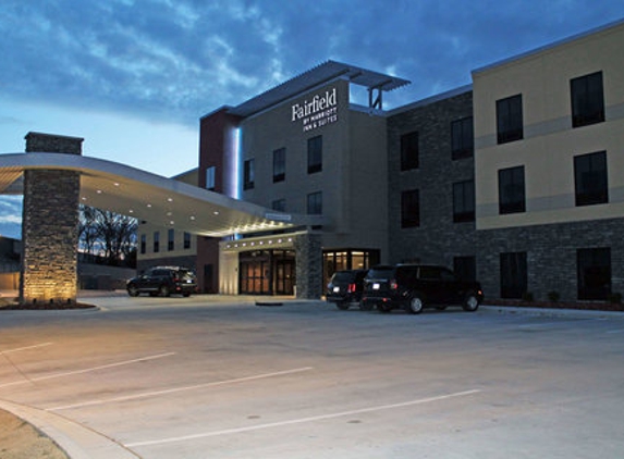 Fairfield Inn & Suites - Saint Louis, MO
