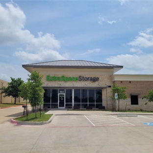 Extra Space Storage - Cedar Hill, TX