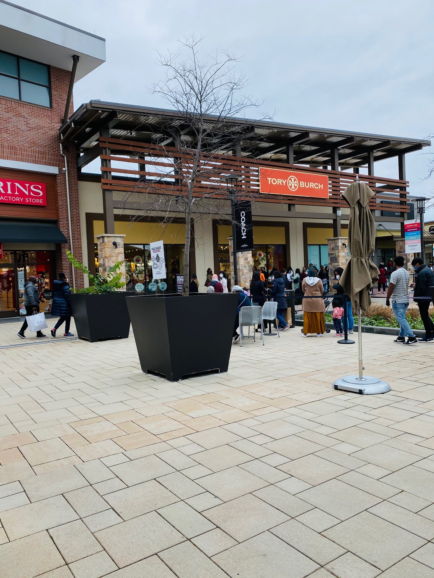 Tory Burch Outlet 22705 Clarksburg Rd Ste 226, Clarksburg, MD 20871 