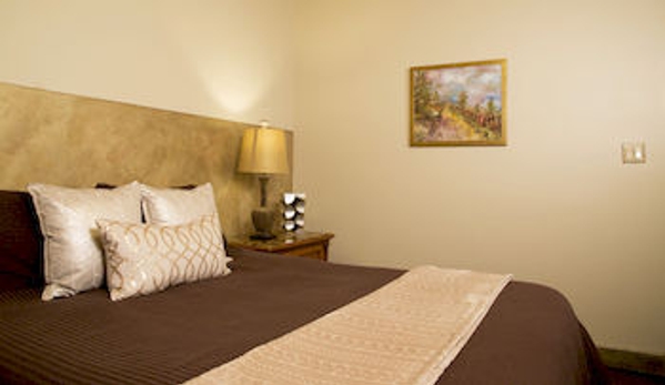 Luxx Hotel & Casita Suites - Santa Fe, NM