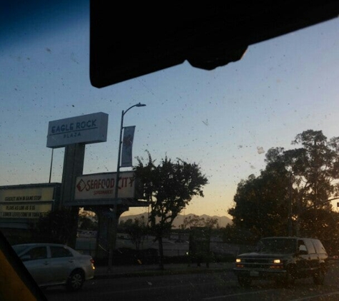 Eagle Rock Plaza - Los Angeles, CA