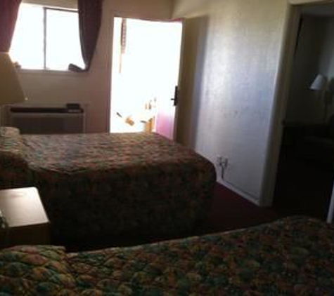 Oaktree Inn & Suites - Oklahoma City, OK