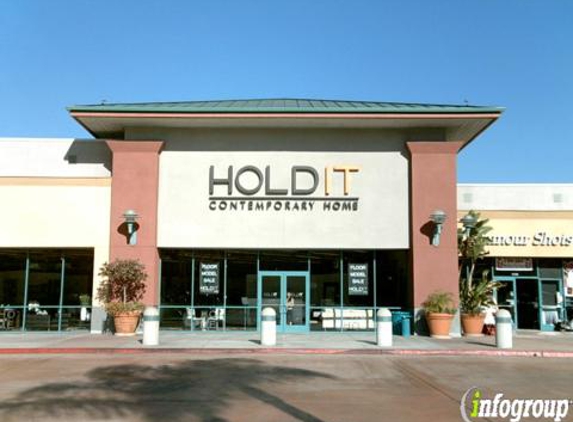 Hold It Contemporary Home - San Diego, CA