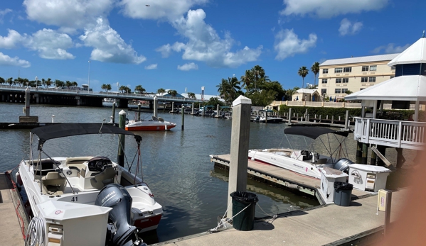 EJ's Bayfront Cafe - Naples, FL