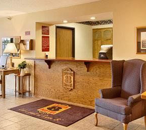 Super 8 by Wyndham Maysville KY - Maysville, KY