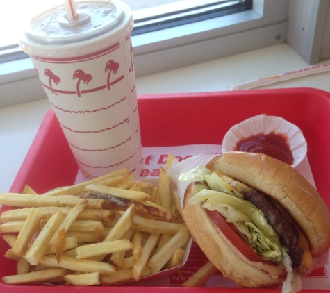 In-N-Out Burger - Riverdale, UT