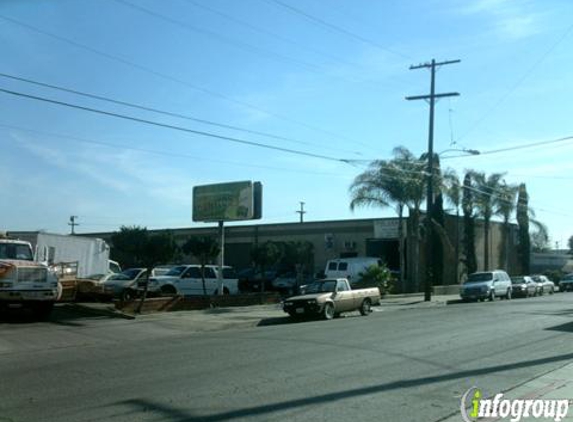 A & Q Forklift - Montebello, CA