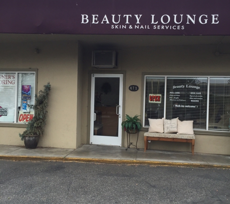 Luminescent Skin by Tina T - Los Gatos, CA. Luminescent Skin locates in Beauty Lounge