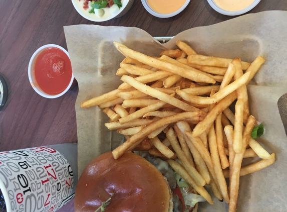 Burger 21 - Ashburn, VA