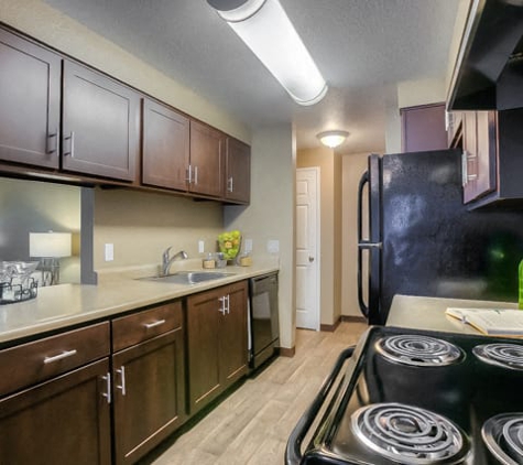 Parkside Apartments - Gresham, OR