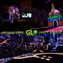 GLO Mini Golf | Arcade | Virtual Reality | Ice Cream Bar - Miniature Golf