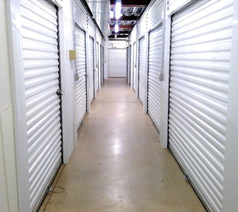 Extra Space Storage - Suffield, CT