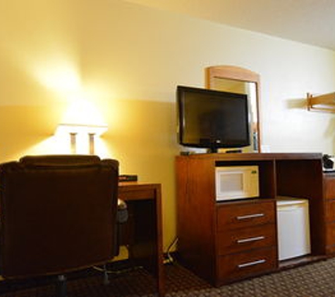 Baymont Inn & Suites - Kasson, MN