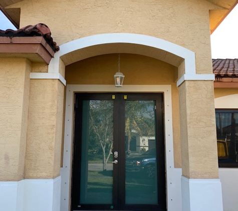 All Star Aluminum Windows And Doors - Hialeah, FL. CHOOSE WITHIN MULTIPLE ITEMS 
FROM FRAME, GLASS COLOR  UNTIL
DOOR & WINDOW DESIGN