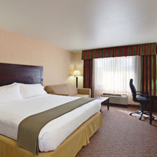 Holiday Inn Express Temecula - Temecula, CA