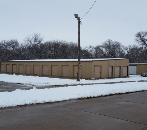 Walnut Street Storage - York, NE